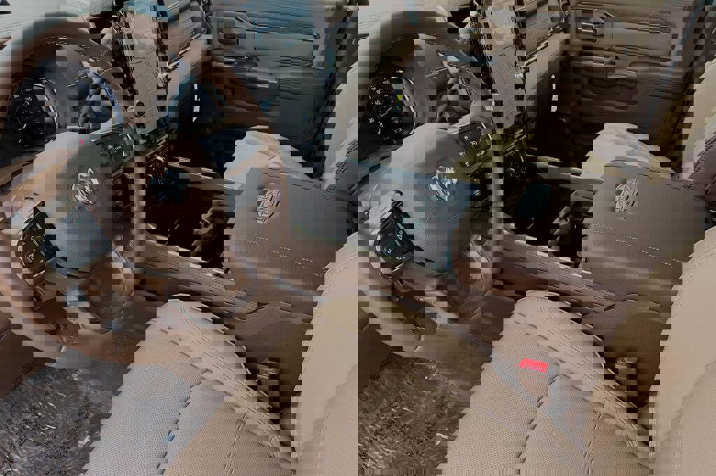 New 2024 RAM 2500 Limited w/ Safety Group image 7