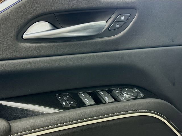 Used 2022 Cadillac Escalade ESV Premium Luxury image 21