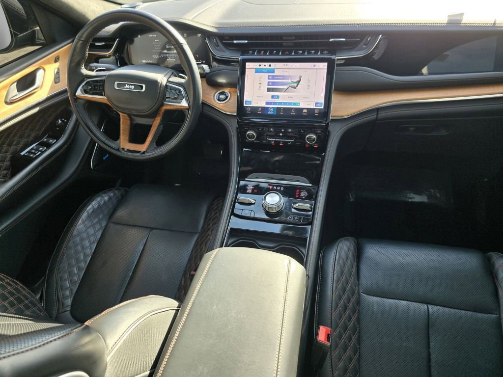 Used 2023 Jeep Grand Cherokee L Summit image 27