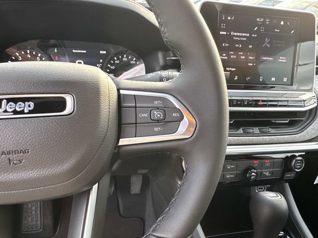 New 2026 Jeep Compass Latitude AWD/4WD image 16