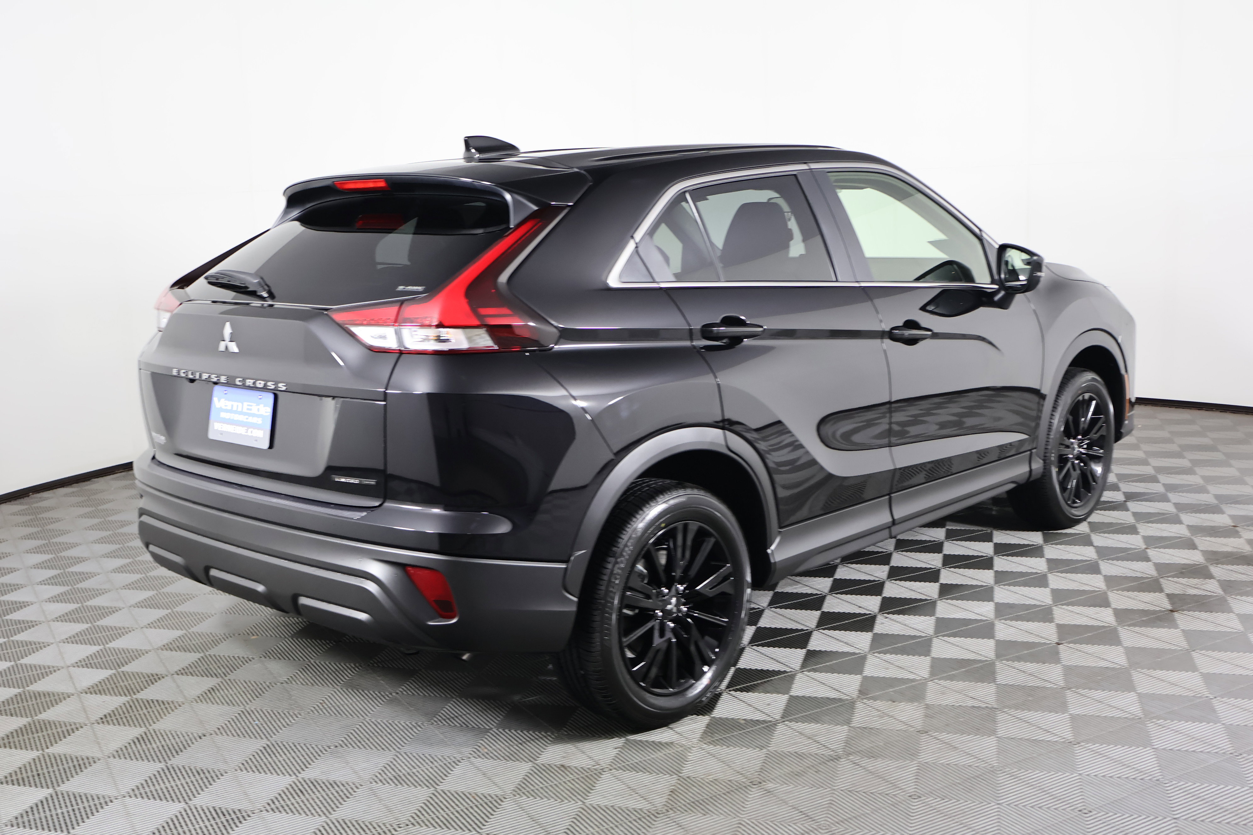 New 2026 Mitsubishi Eclipse Cross LE image 6