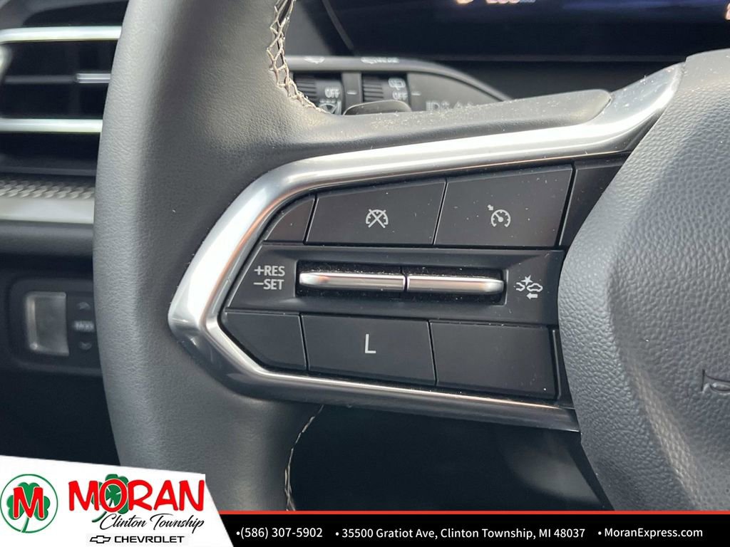 Certified 2024 Chevrolet Traverse LT w/ Midnight/Sport Edition image 25