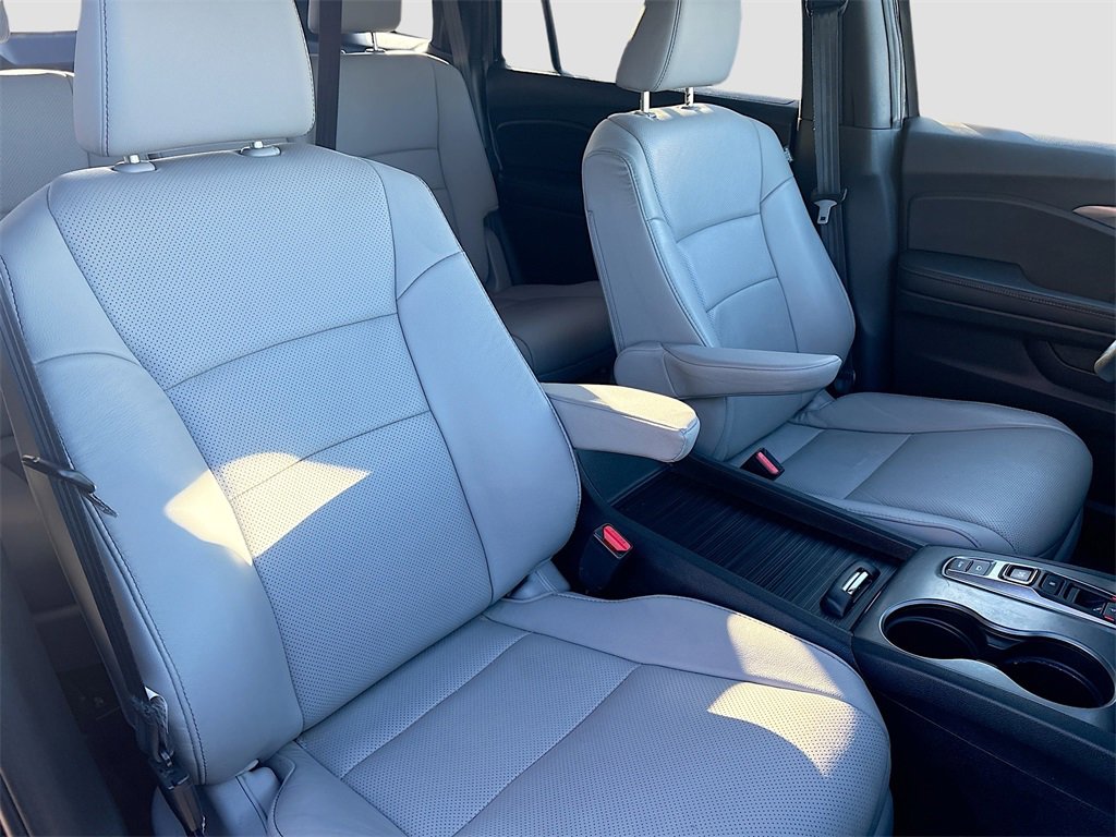 Used 2023 Honda Passport EX-L image 27