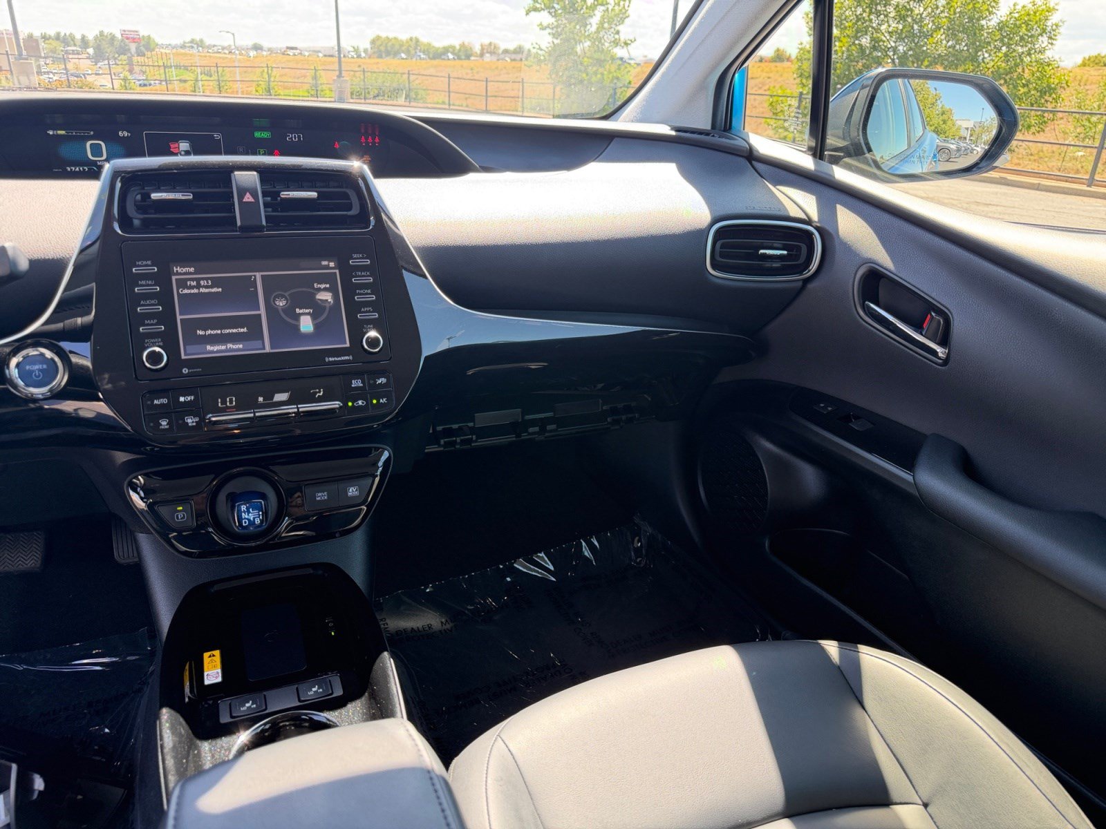 Used 2022 Toyota Prius XLE w/ Advanced Technology Package AWD/4WD image 19