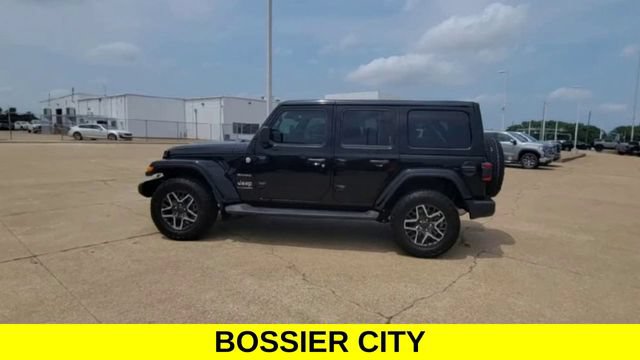 Used 2024 Jeep Wrangler Unlimited Sahara w/ Safety Group AWD/4WD image 6