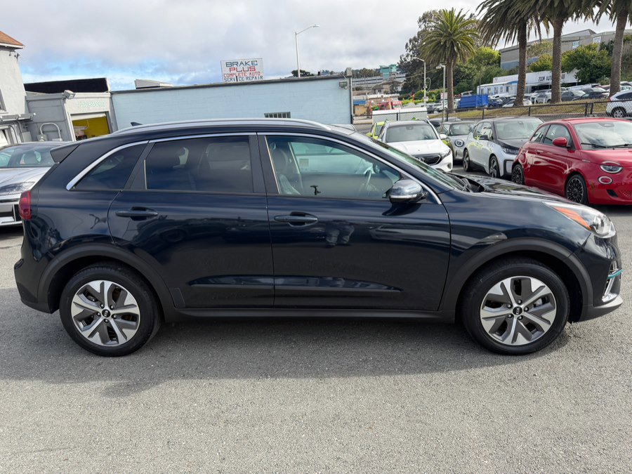 Used 2020 Kia Niro EX w/ Cold Weather Package image 4