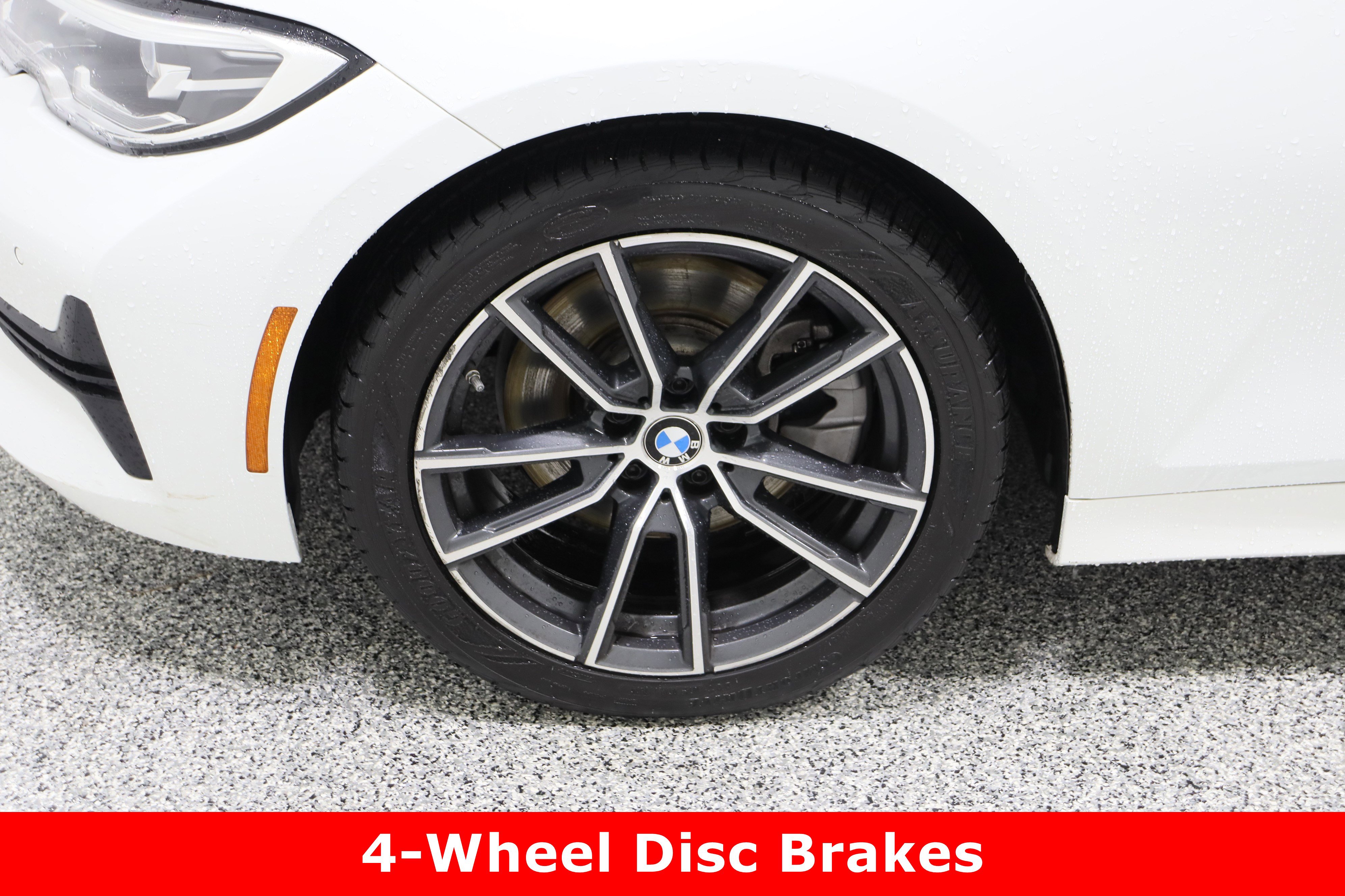 Used 2020 BMW 330i Sedan w/ Premium Package image 11