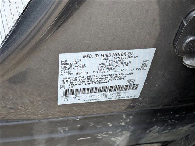 Used 2025 Ford Explorer ST-Line w/ ST-Line Street Pack image 28