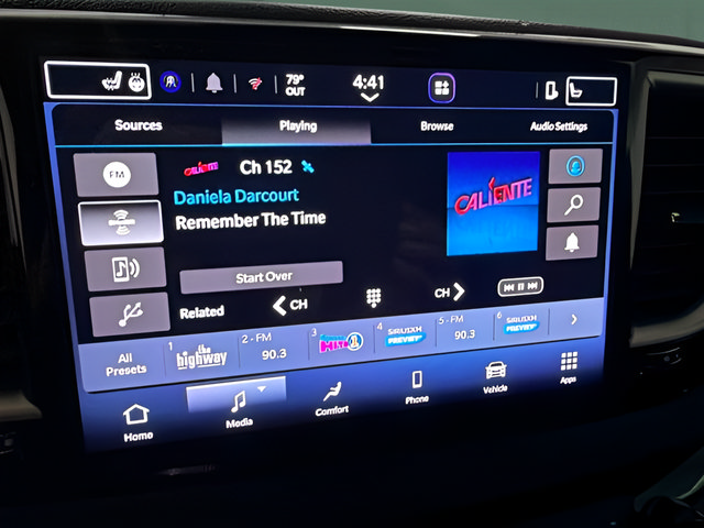 Used 2026 Chrysler Pacifica Select FWD image 21