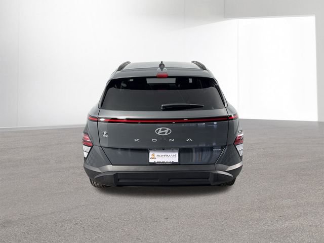 Certified 2025 Hyundai Kona SEL image 38