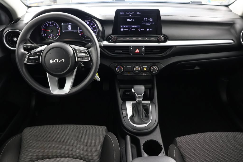 Used 2023 Kia Forte LXS FWD image 2