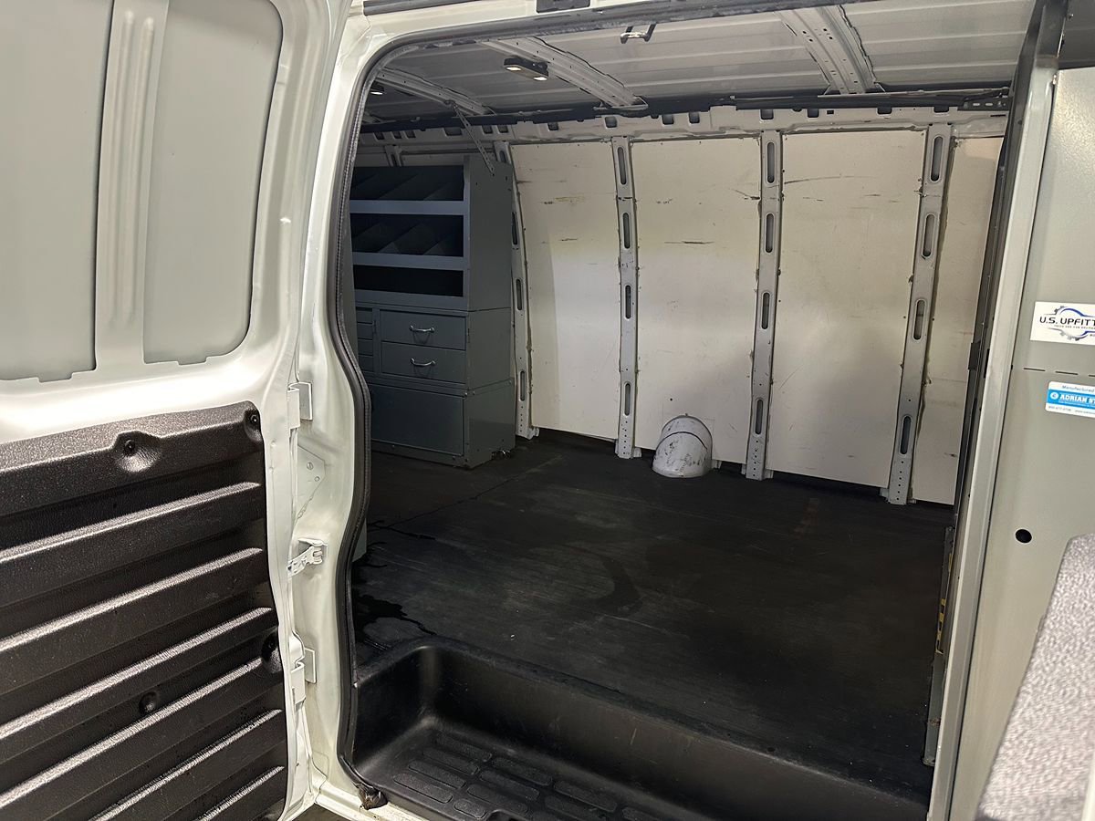 Used 2020 GMC Savana 2500 Extended w/ Enhanced Convenience Package RWD image 13