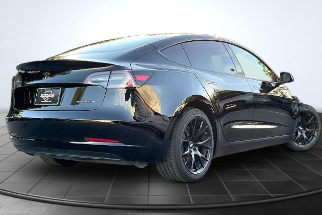 Used 2022 Tesla Model 3 Performance AWD/4WD image 2