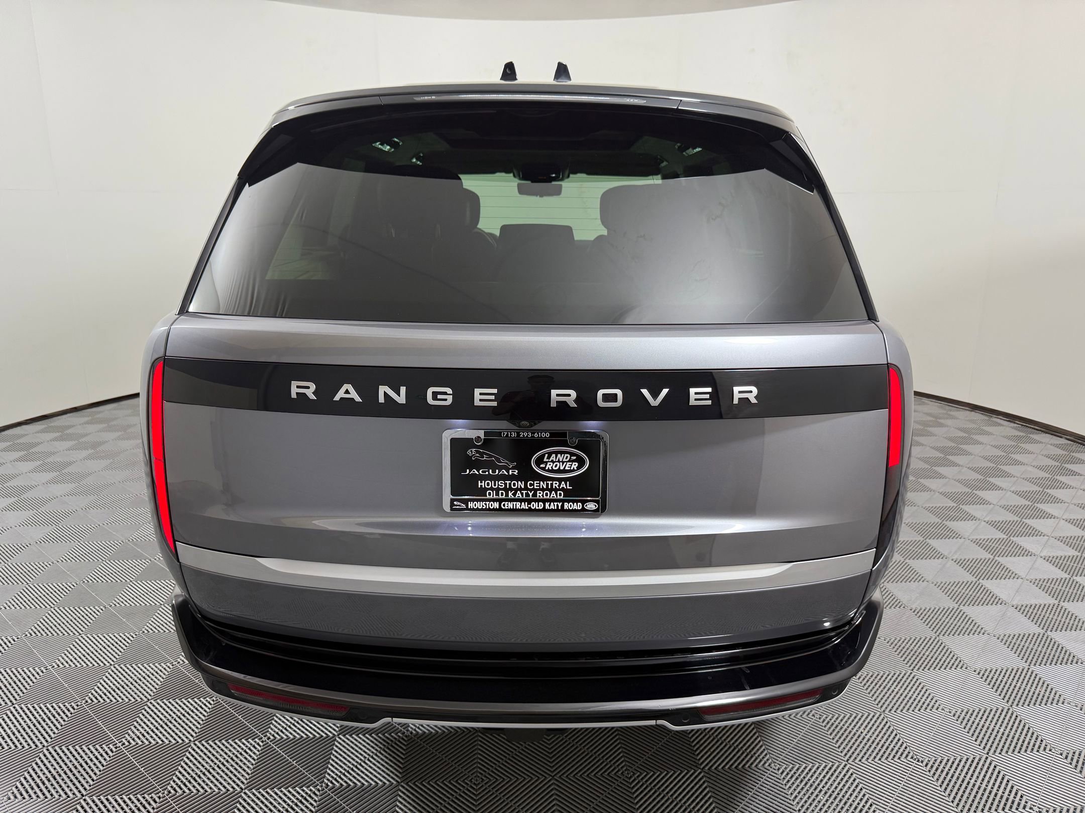 Used 2024 Land Rover Range Rover Autobiography AWD/4WD image 11