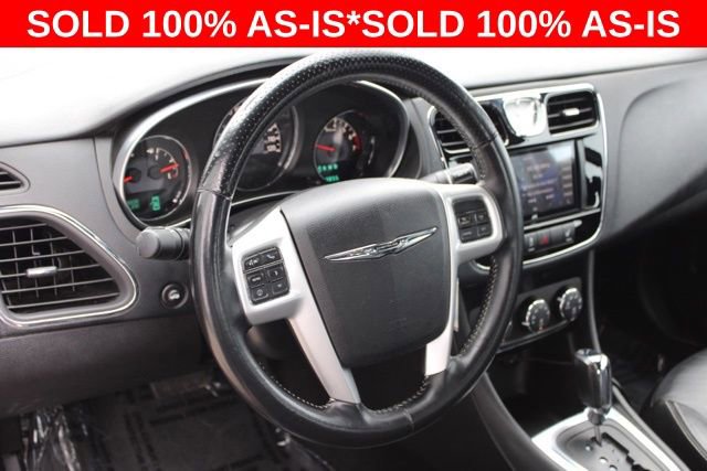 Used 2014 Chrysler 200 Limited w/ 200 S V6 Premium Group image 15