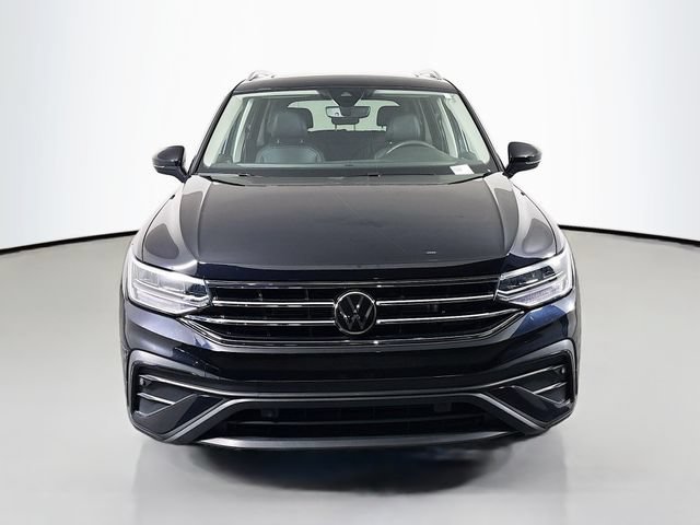 Certified 2023 Volkswagen Tiguan SE w/ Panoramic Sunroof Package AWD/4WD video 2