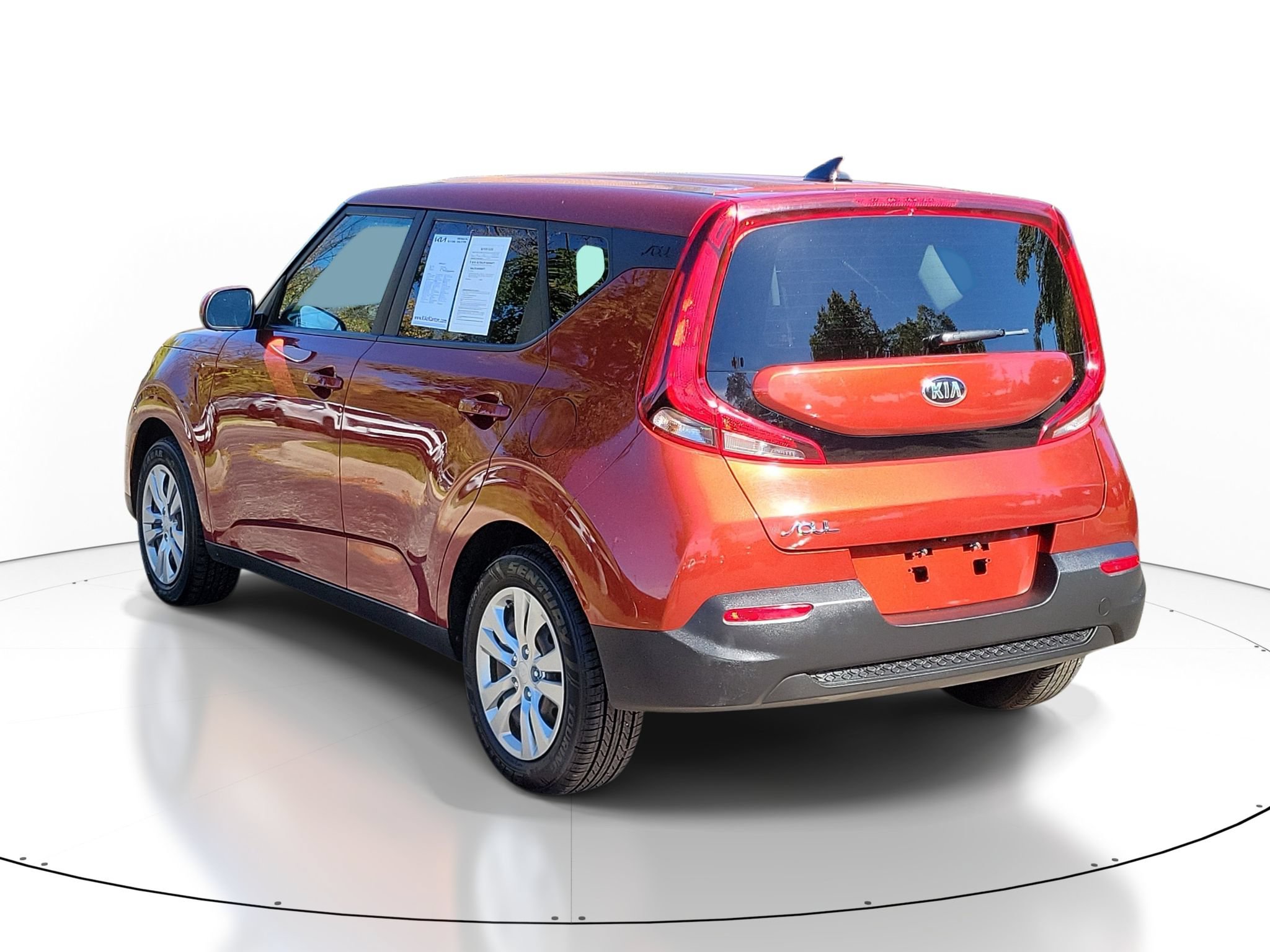 Used 2020 Kia Soul LX FWD image 3