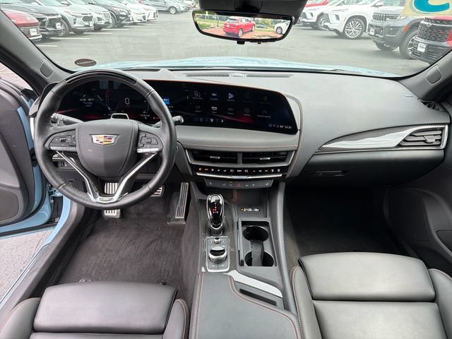Certified 2025 Cadillac CT5 V w/ Technology Package AWD/4WD image 12