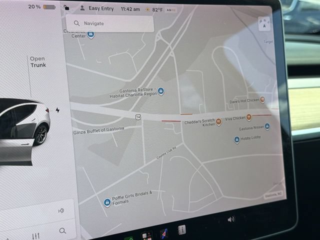 Used 2021 Tesla Model Y Long Range AWD/4WD image 16