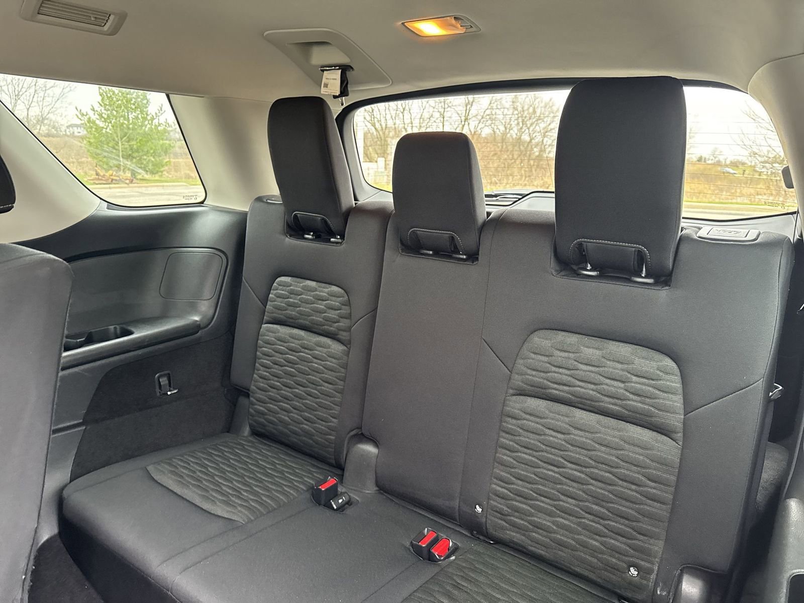 Used 2022 Nissan Pathfinder SV image 27