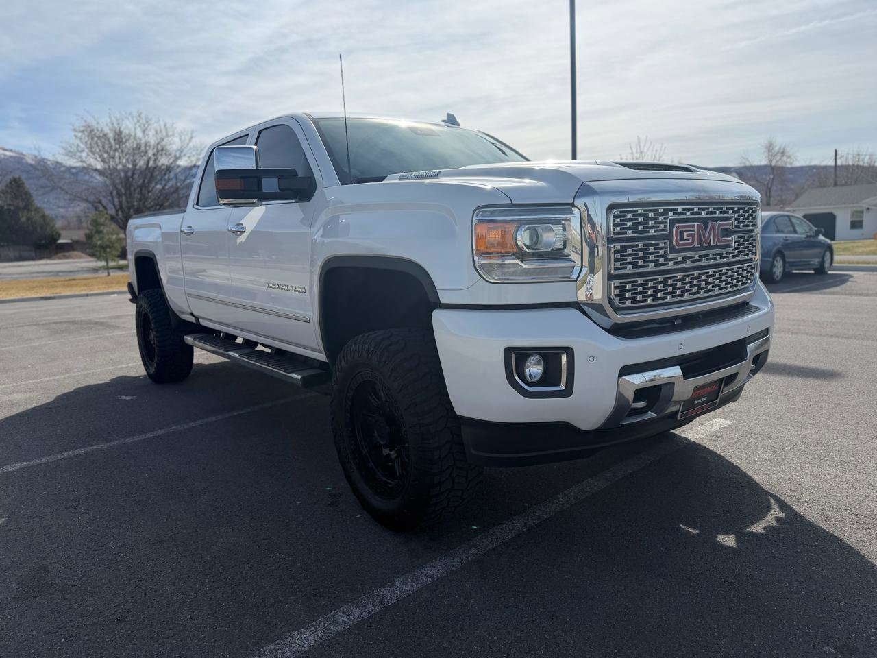 Used 2019 GMC Sierra 2500 Denali w/ Duramax Plus Package image 6