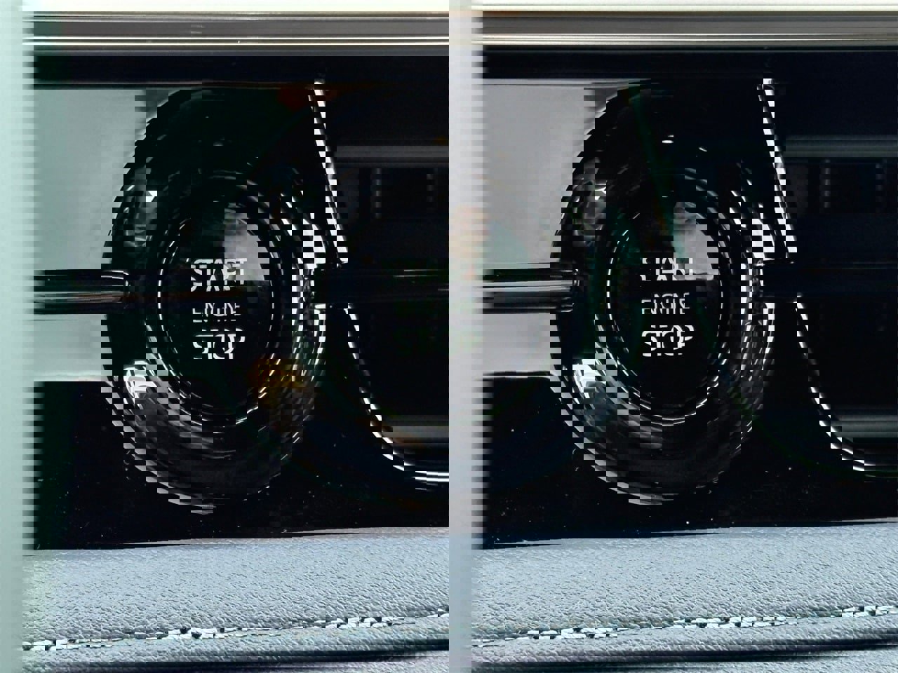 New 2026 INFINITI QX80 Sport w/ Sport Exterior Package image 26