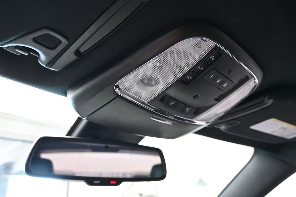 Used 2023 Dodge Charger SXT w/ Plus Group RWD image 25