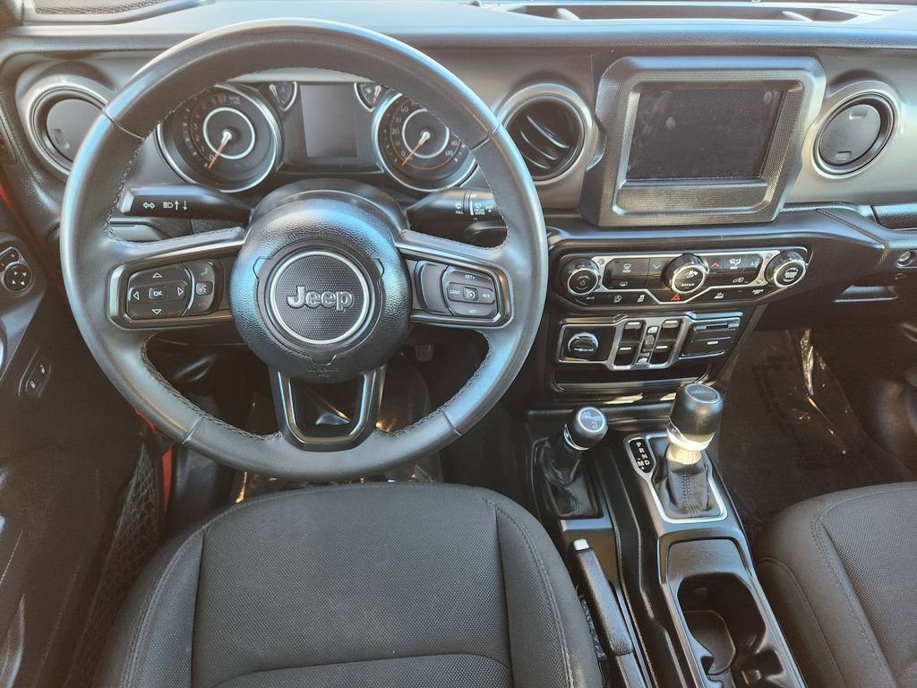 Used 2023 Jeep Gladiator Sport image 2