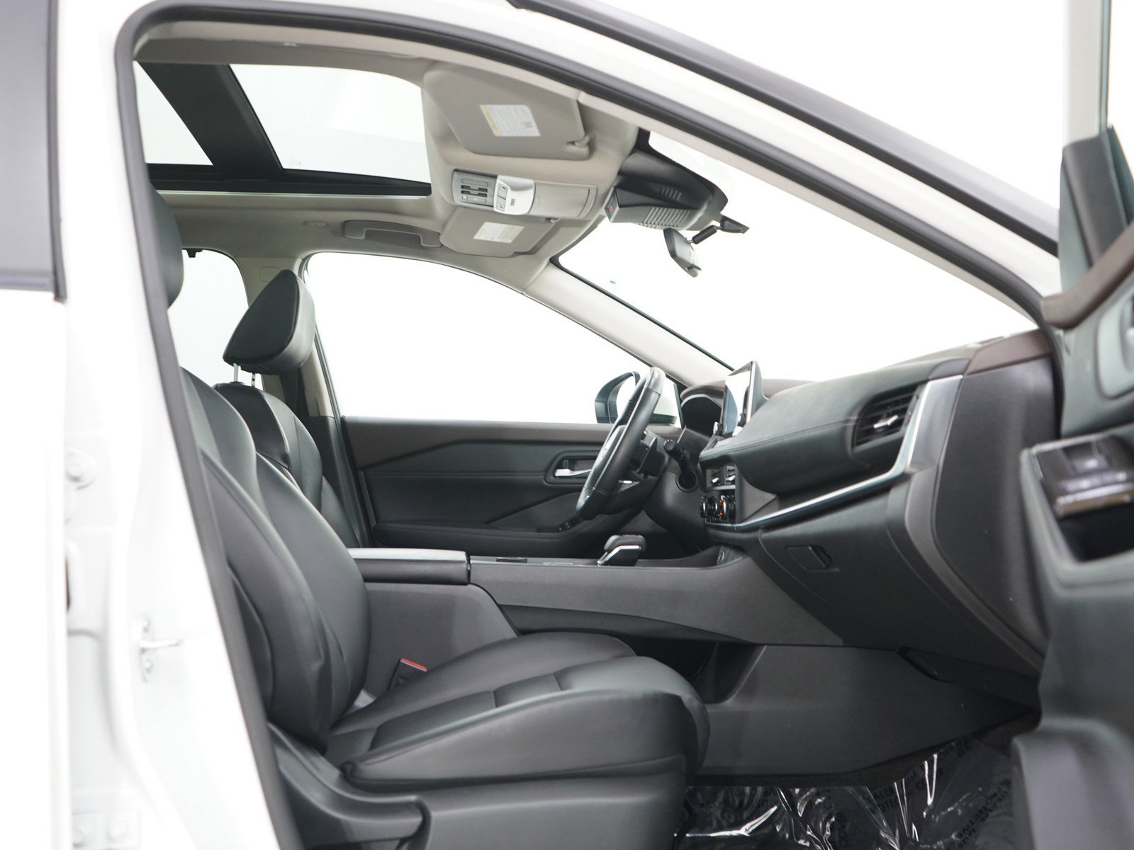 Used 2023 Nissan Rogue SV w/ SV Premium B Package AWD/4WD image 11
