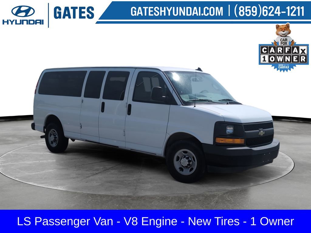 Used 2017 Chevrolet Express 3500 LS image 1