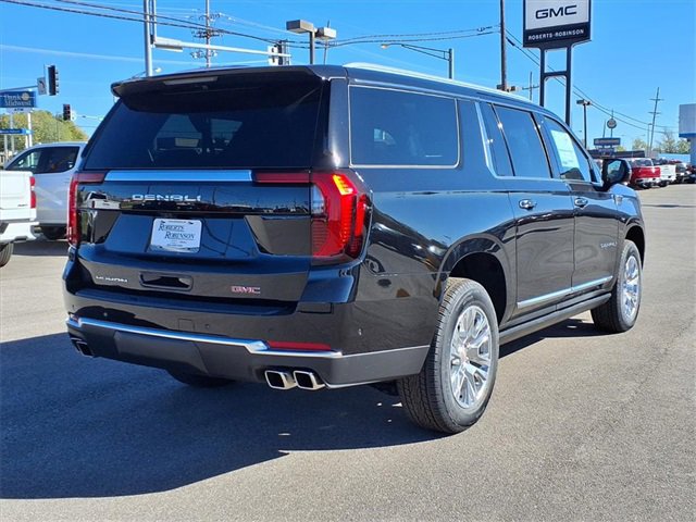 New 2026 GMC Yukon XL Denali w/ Sun & Power Step Package image 2