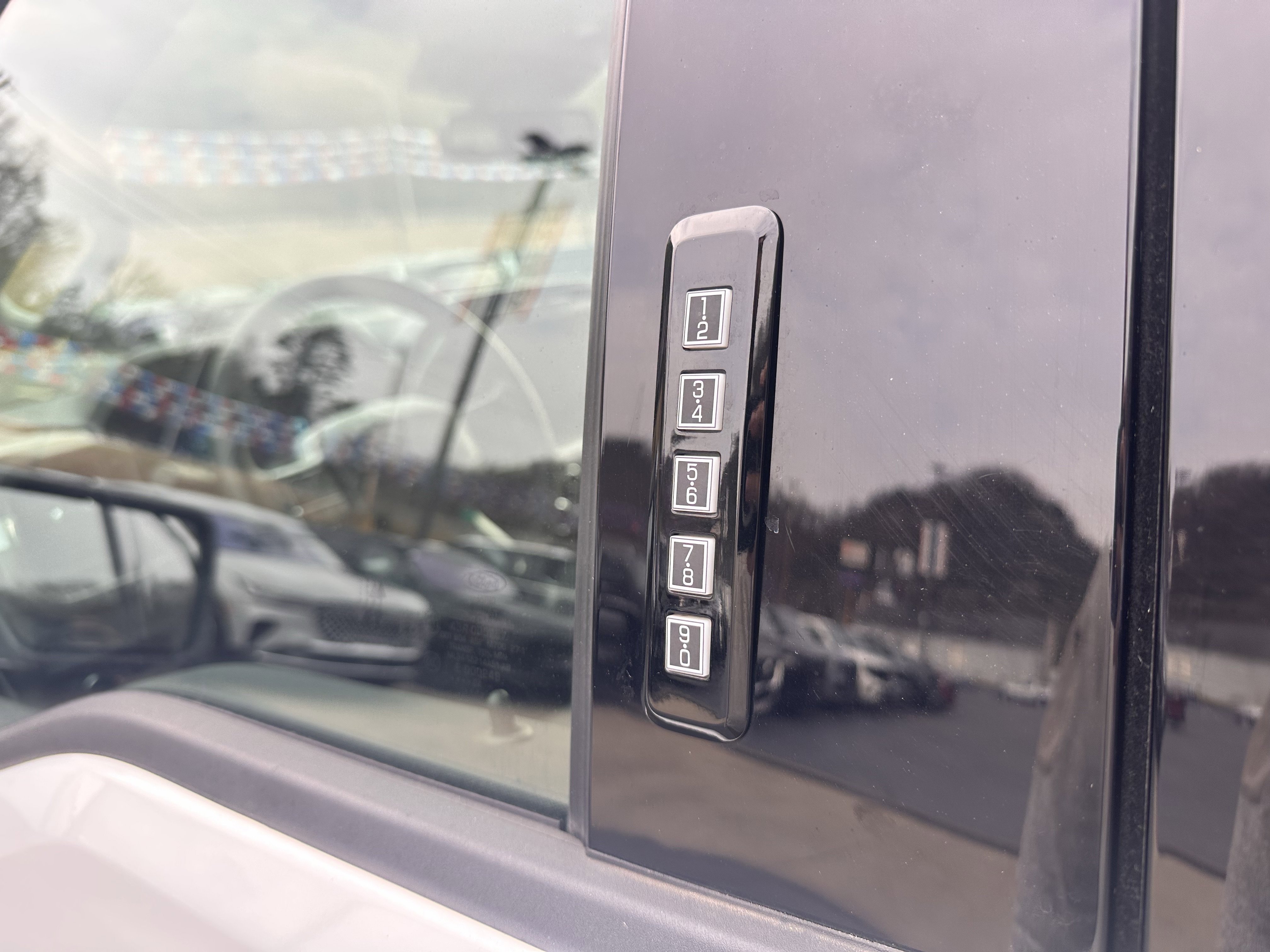 Used 2024 Ford F150 XLT w/ Mobile Office Package image 5