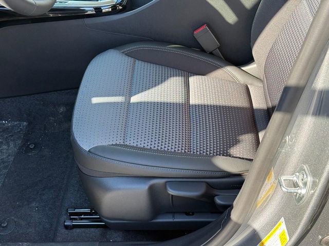 Used 2025 Chevrolet Trax LT w/ Driver Confidence Package image 16