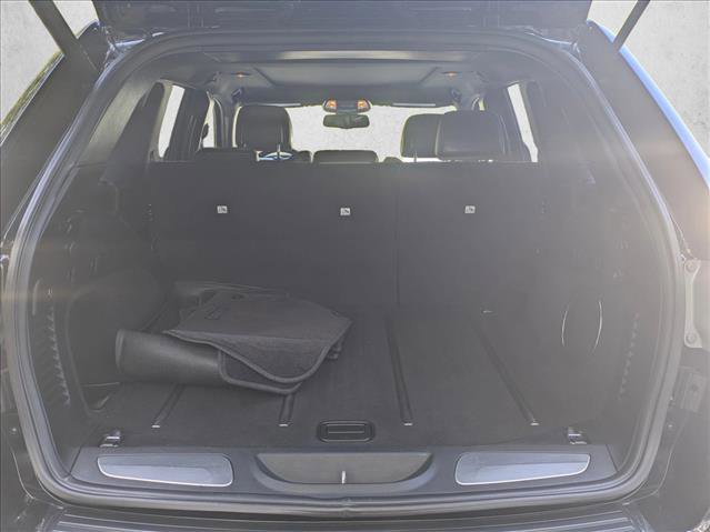 Used 2016 Jeep Grand Cherokee Overland image 7