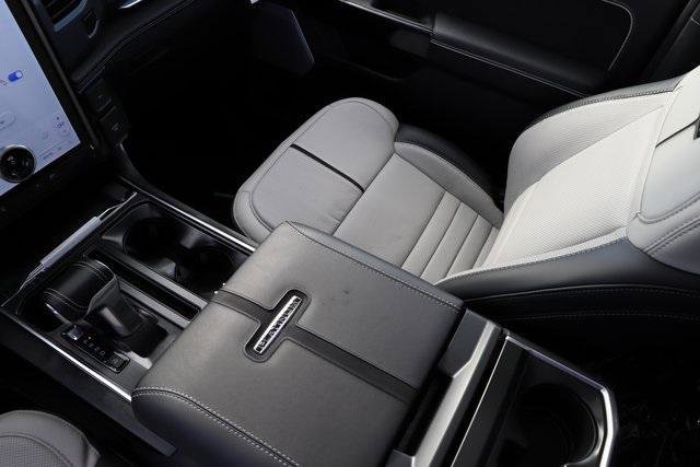New 2025 Ford F150 Lightning Platinum image 34