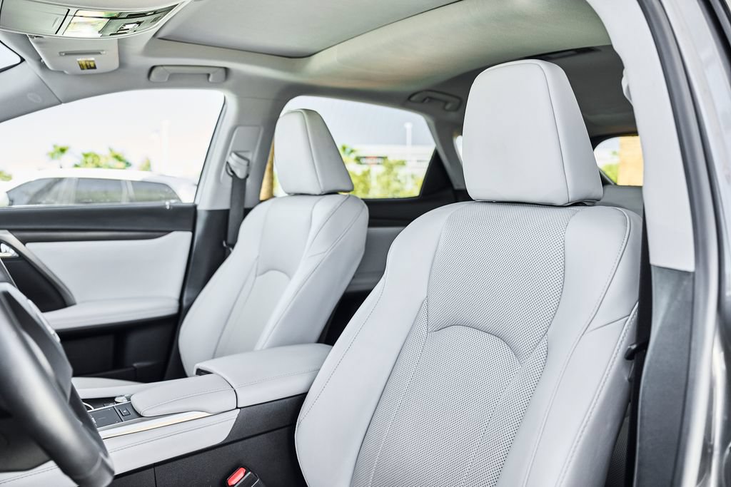 Used 2022 Lexus RX 350 FWD w/ Premium Package image 17