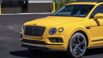 Used 2019 Bentley Bentayga image 4