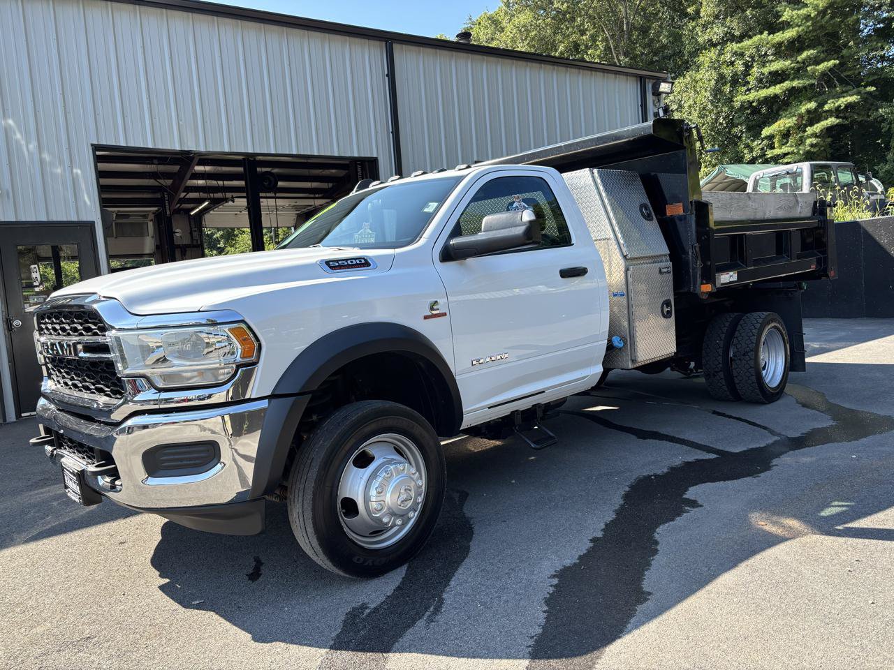Used 2021 RAM 5500 Tradesman AWD/4WD image 2