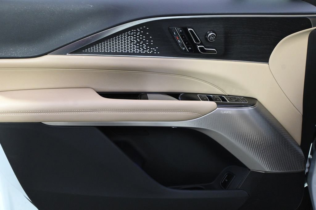 New 2025 Cadillac Lyriq Sport w/ Nappa Leather Package image 22