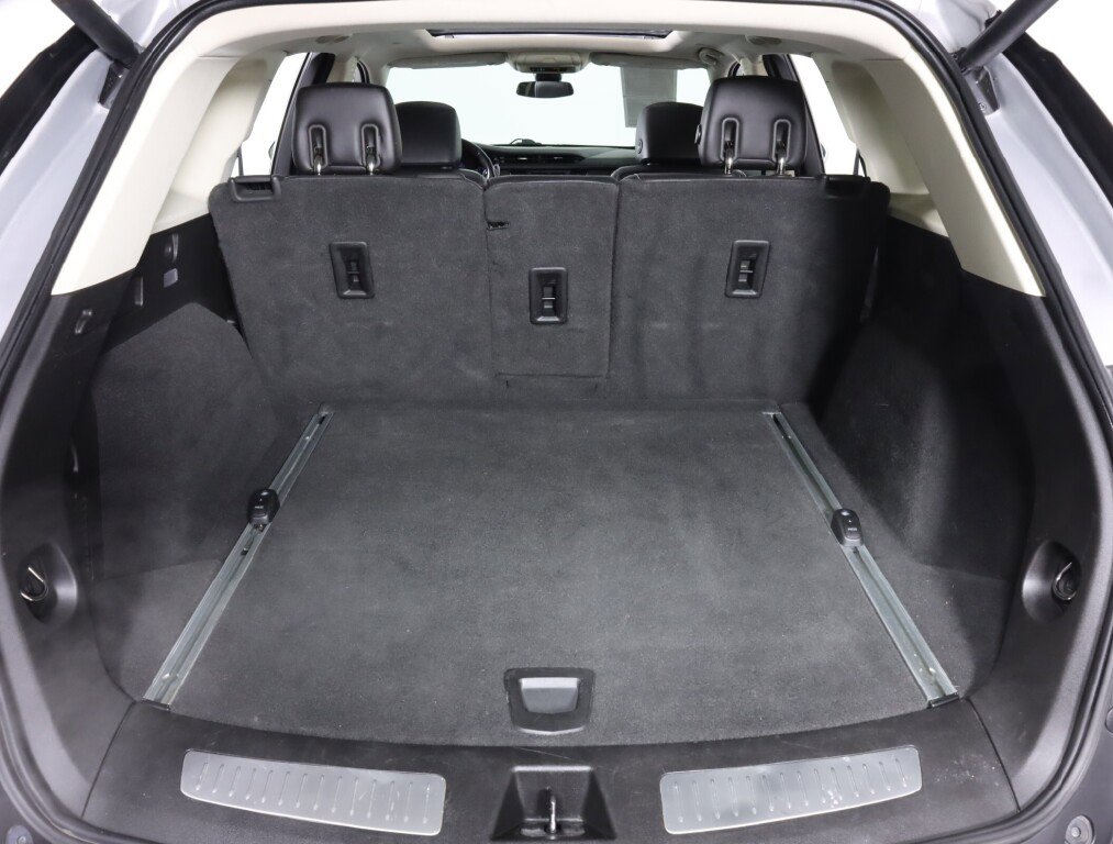 Used 2019 Cadillac XT5 Premium Luxury image 40