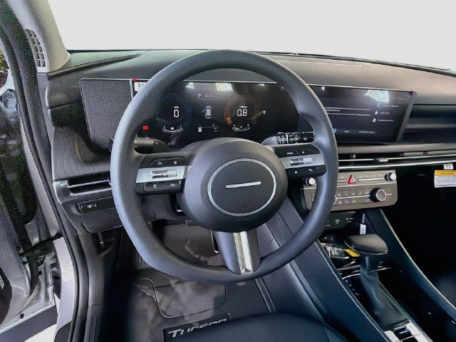 New 2026 Hyundai Tucson SE FWD image 11