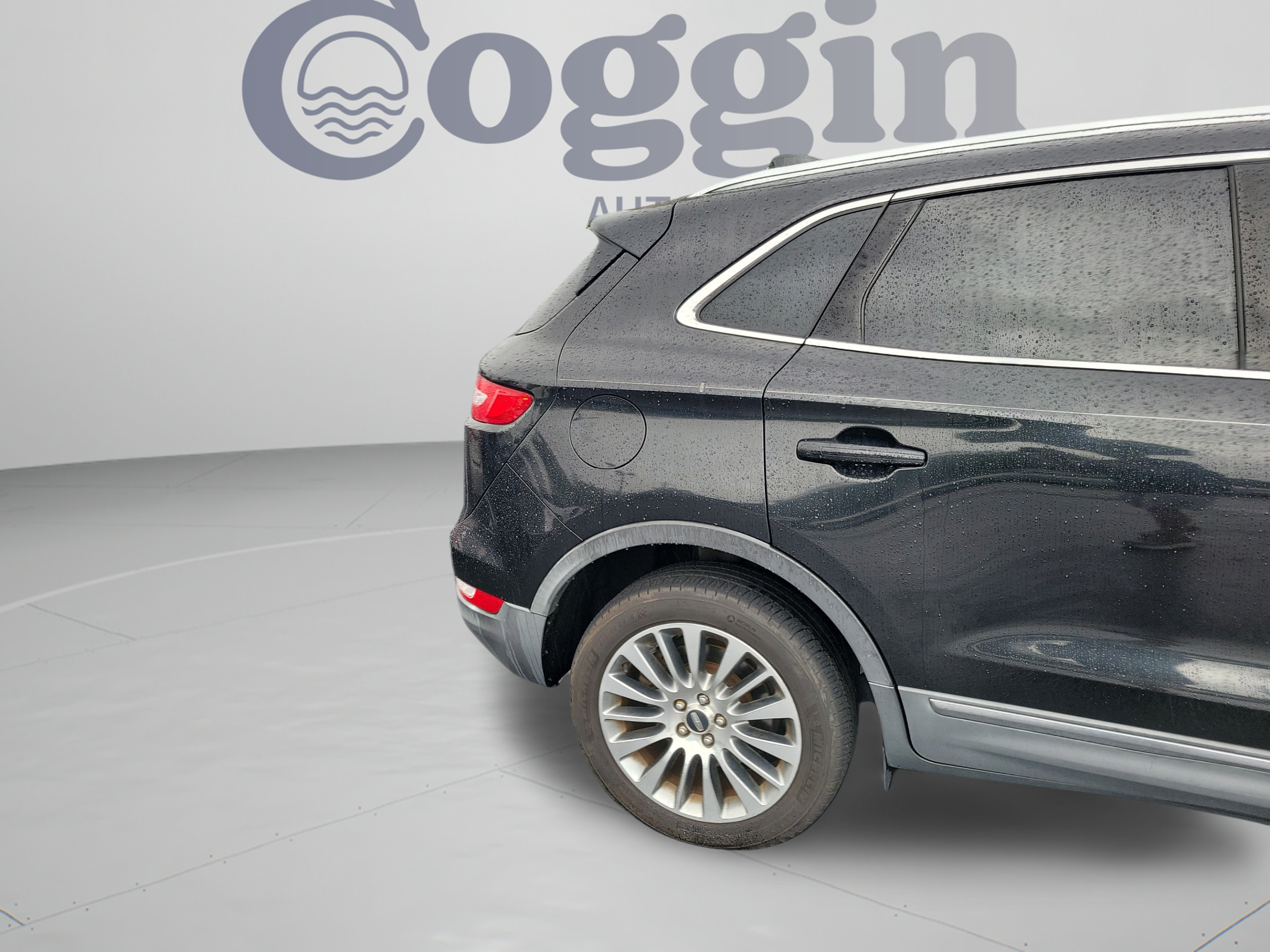 Used 2015 Lincoln MKC FWD w/ Equipment Group 102A Reserve image 14