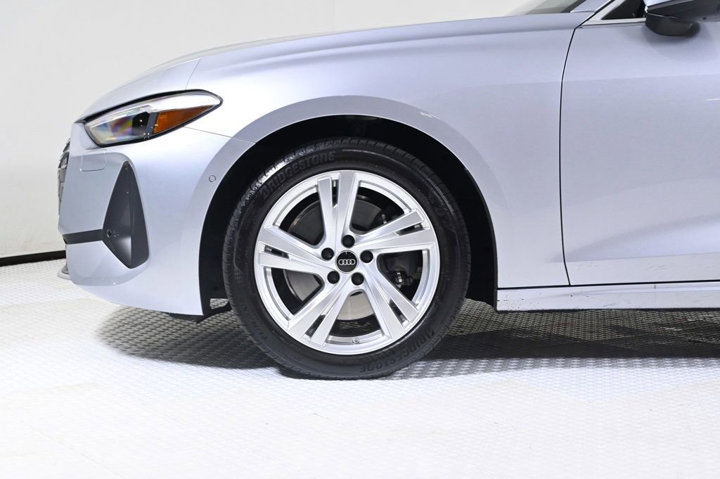 Used 2025 Audi A5 2.0T Premium w/ Convenience Package image 22