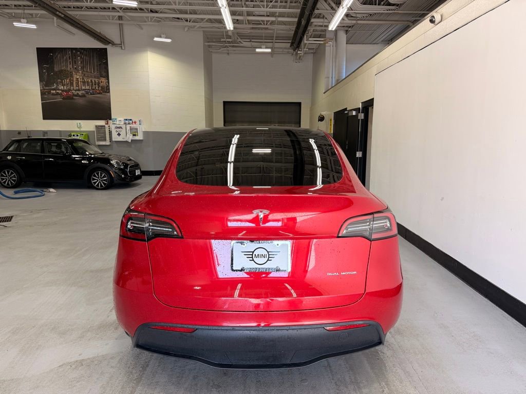 Used 2024 Tesla Model Y Long Range image 4