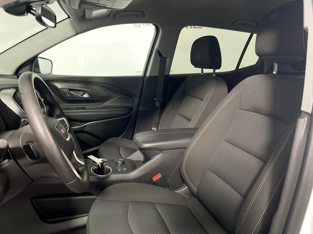 Certified 2024 GMC Terrain SLE w/ Driver Convenience Package FWD image 11