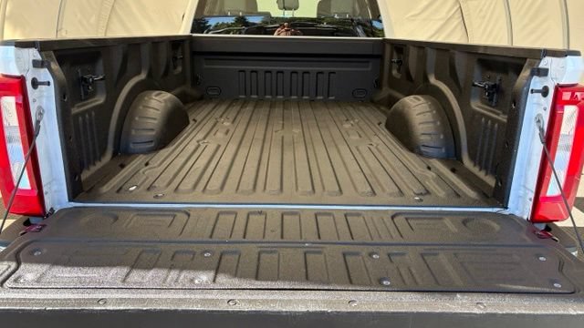 Used 2023 Ford F350 XL w/ XL Driver Assist Package RWD image 4