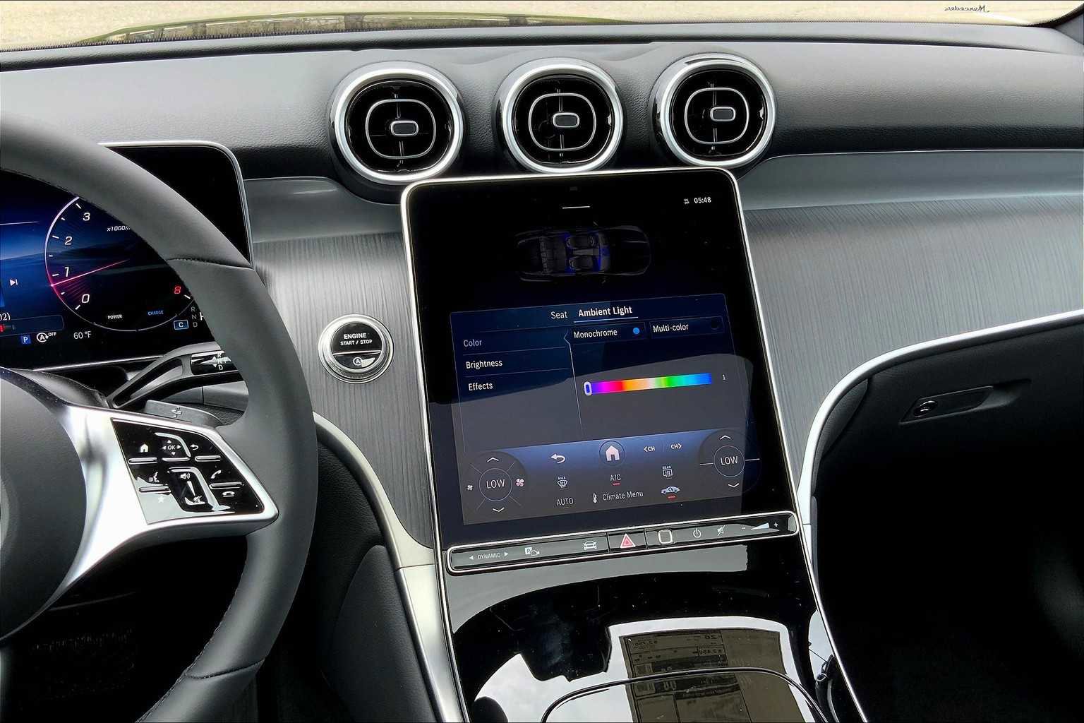 Certified 2025 Mercedes-Benz GLC 300 4MATIC image 6