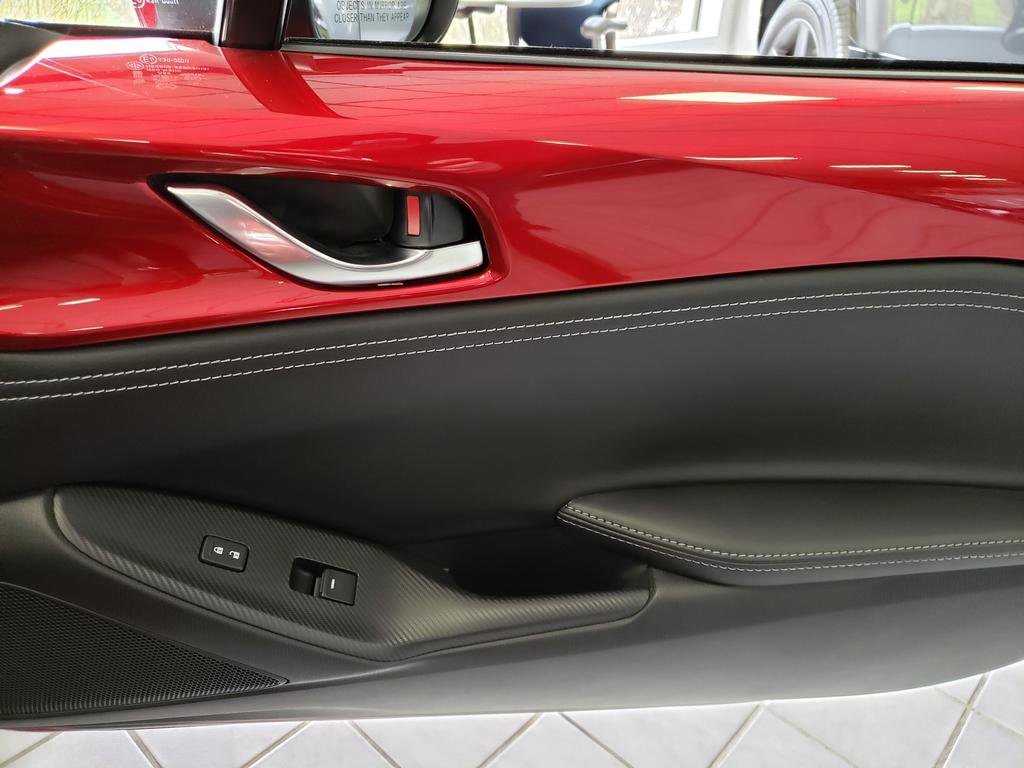 Used 2024 MAZDA MX-5 Miata Grand Touring image 16