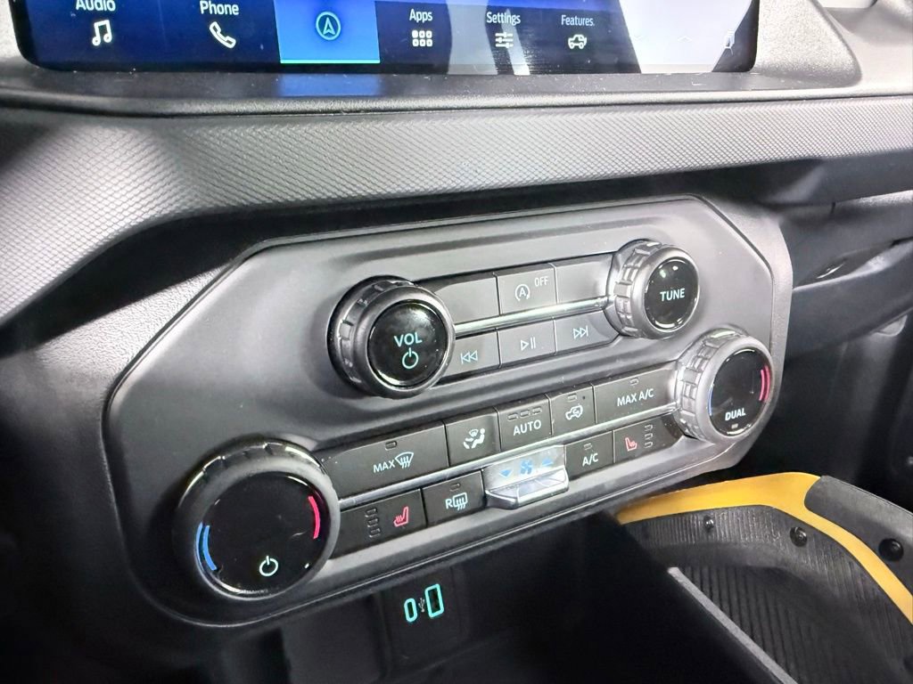 Used 2024 Ford Bronco Badlands image 21