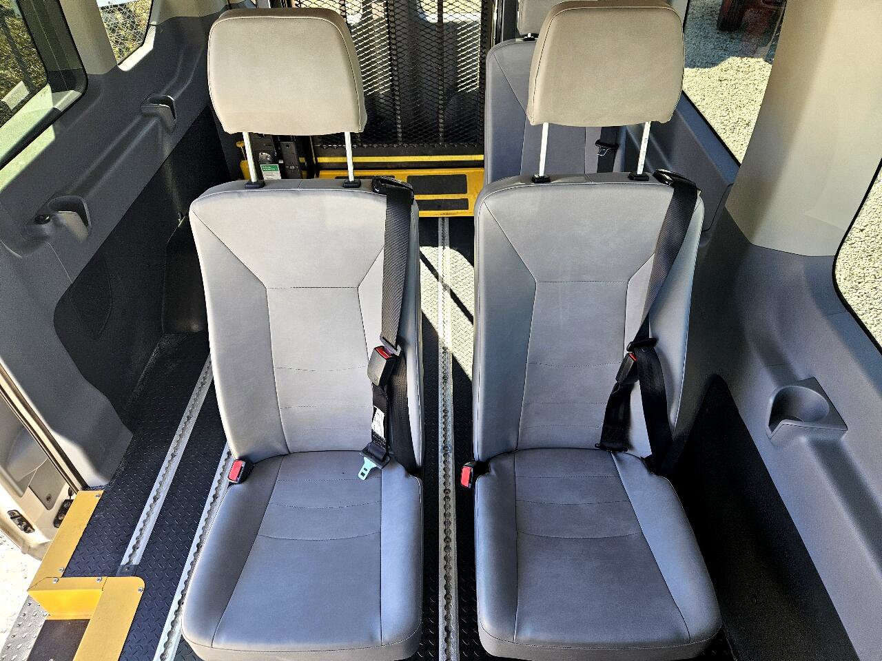 Used 2019 Ford Transit 350 XL image 29